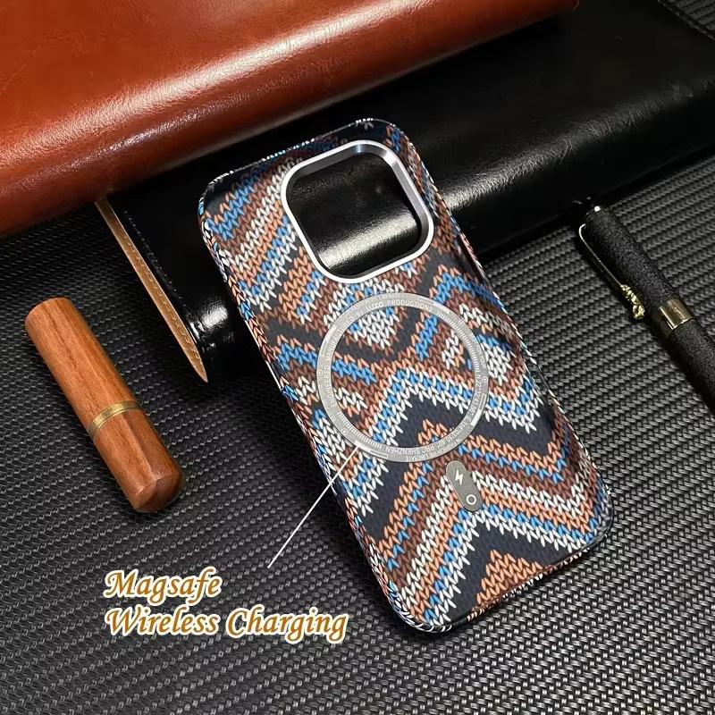 Ultradünne Kohlefaser-Handyhülle für Apple iPhone 16 15 14 Plus 13 12 Pro Max mit magnetischer kabelloser Aufladung, stoßfest, Multicolor - Bild 1