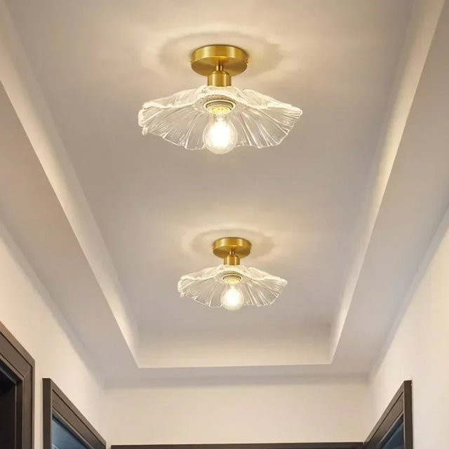 Claeted Nordic Acryl Blume Deckenleuchte in Transparent mit Gold/Messing, moderne Hängeleuchte für Wohnzimmer, Schlafzimmer und Esszimmer - Bild 1
