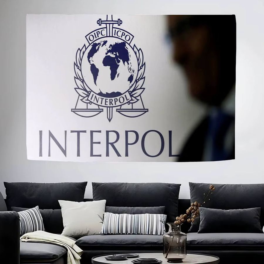 Fotohintergrund mit Interpol Logo für Geburtstag und Party als Fotokulisse für das Fotostudio - Bild 3