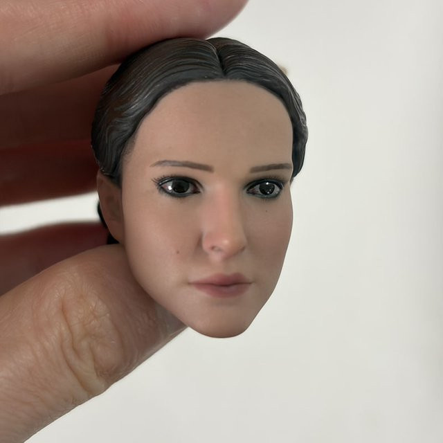 MAK Natalie Portman Kopfskulptur, PVC-Kopfmodell, Zubehör, Kunststoff - Bild 1