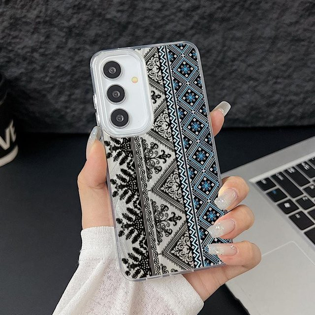 Camlet Laser Handyhülle mit Vintage Totem Muster für Samsung Galaxy S24 S25 S23 Ultra Plus A55 A54 A15 in Multicolour - Bild 1
