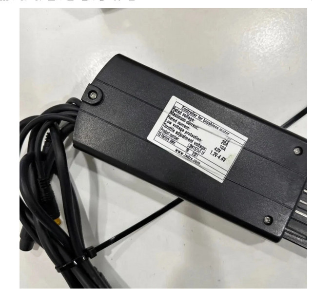 Lishui Controller LSW1575-2-1F für bürstenlose Motoren, 48 V, 20 A, Schwarz - Bild 1