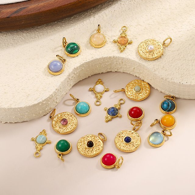 CARLIDANA Charms-Set, vergoldetes Edelstahl, bunter Naturstein, Anhänger, Ohrring, Armband - Bild 1