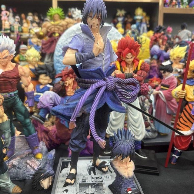 Yiran toy 1 Anime-Charakter-Figur Skulptur mit zwei Köpfen mit Licht - Bild 1