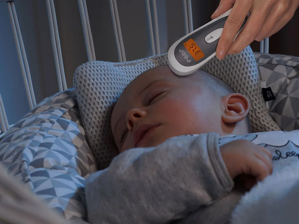 REER 3-in-1 Infrarot-Fieberthermometer Colour SoftTemp für Ohr und Stirn in Grau und Weiß - Bild 3