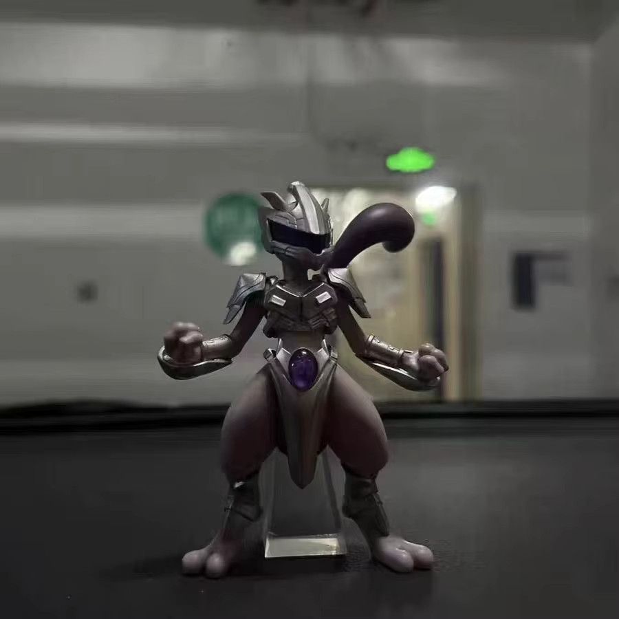 Bandai Pokemon Mewtwo Anime Figur aus PVC als Sammlerstück und Dekoration - Bild 3
