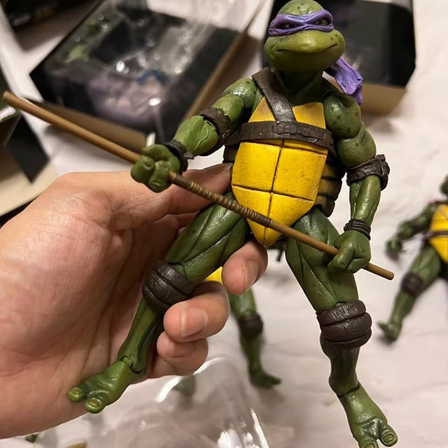Neca Teenage Mutant Ninja Turtles, Actionfigur, Kunststoff - Bild 1