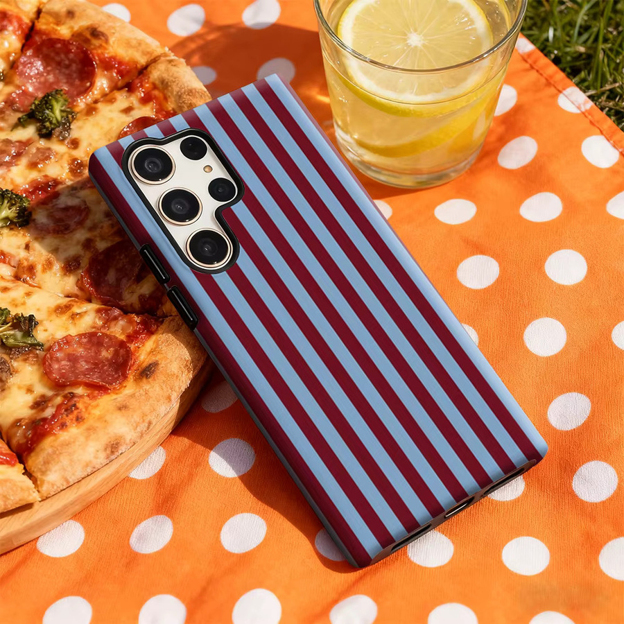Samsung Handyhülle mit kräftigem Streifen-Design und glänzender doppellagiger Rückseite für Galaxy S25 Ultra, S24 und S23 Ultra Plus in Multicolour - Bild 4