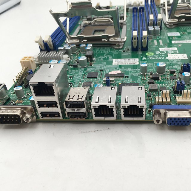 Supermicro X9DRD-iF Motherboard für DDR3, PCI-E 3.0 und SATA3, passend für LGA2011 und die Xeon E5-2600 Familie - Bild 1