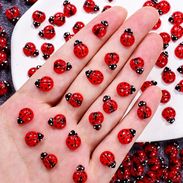 HotPress Nagelcharms, 50 Stück, Rote Marienkäfer, Harz, Glänzend, Unisex - Bild 1