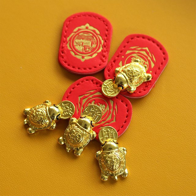 JETTING Feng Shui Schildkröten-Amulett aus Metall als Glücksbringer und Deko-Ornament - Bild 1