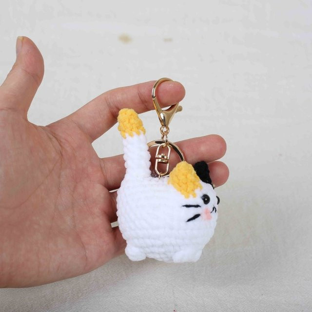 LISM Schlüsselanhänger, Katzen-Puppe, gehäkelt, Unisex - Bild 1