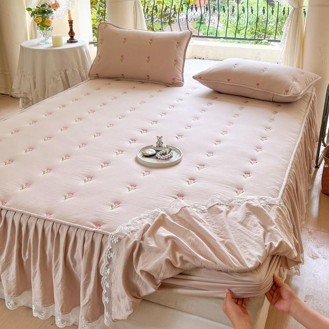Super Six Winter-Steppbett mit Spannbettlaken und Rüschen, Beige, B/T/H: 90 x 200 cm - Bild 1