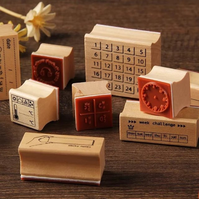 Exquisites Holz-Siegelstempel Set mit Literatur-Kunstmuster in Braun - Bild 1