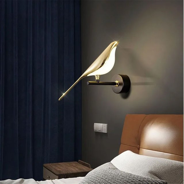 Moderne LED Wandleuchte Ramalho in Weiß mit warmweißem Licht für Schlafzimmer, Wohnzimmer und Kinderzimmer - Bild 1