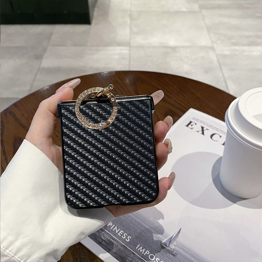 Motorola Moto Razr 50 60 70 U Handyhülle aus Carbon-Faser-Leder mit Diamant-beschichteter Ringschnalle in Schwarz - Bild 3