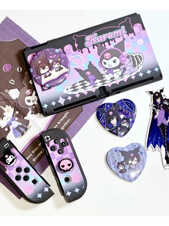 Sanrio Schutzhülle für Nintendo Switch OLED mit Joy Con Covers und Sanrio-Motiven Hello Kitty Cinnamoroll Pom Pom Purin Kuromi in Multicolour - Bild 5