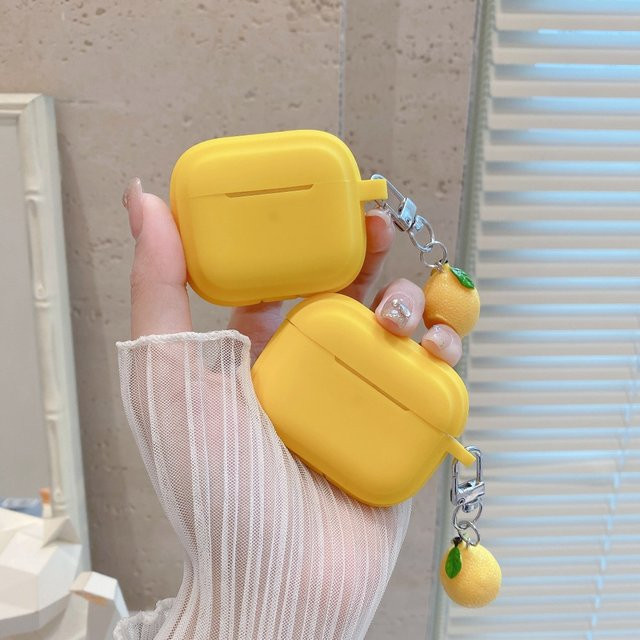 Weiche Silikon-Schutzhülle für Apple AirPods in Gelb - Bild 1