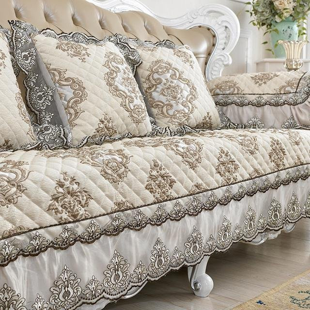 Luxuriöses Jacquard-Sofakissen von Yiran Furniture in Beige mit floralem Muster, rutschfest und quadratisch, Breite: 70 cm, Breite: 70 cm, Höhe: 70 cm - Bild 1