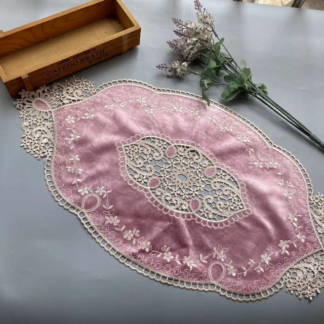 Yiran Furniture Tischset mit Blumenstickerei aus Baumwolle in Grau, B: 51 cm, B: 29 cm - Bild 1