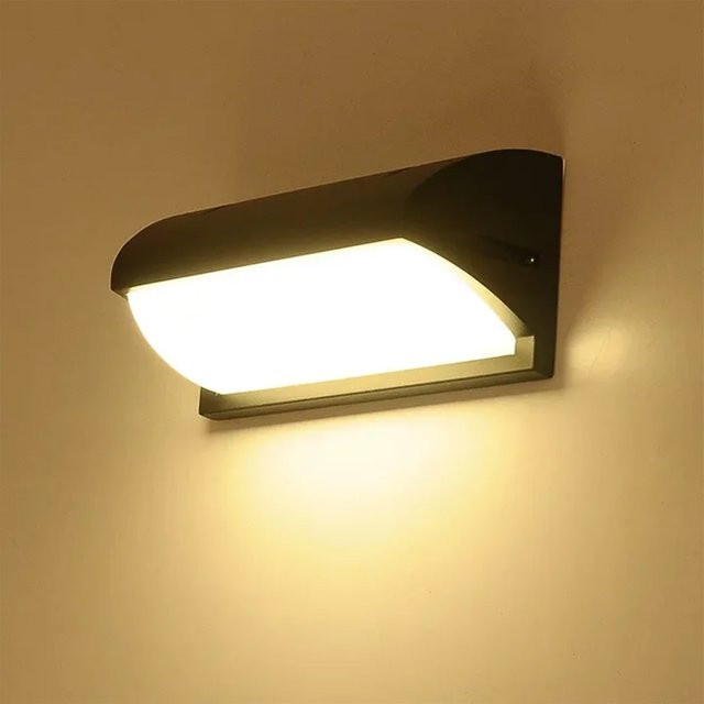 LANGYUE Moderne LED-Outdoor-Wandleuchte aus Metall in Schwarz mit warmweißem Licht - Bild 1