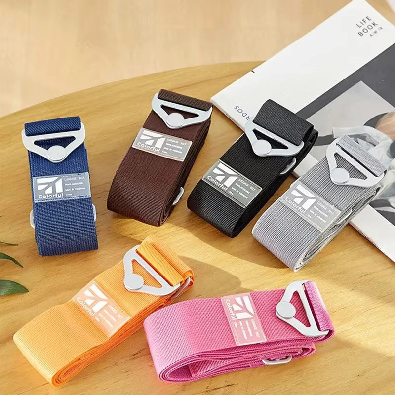 Verstellbarer Nylon-Gepäckgurt als Kreuzgurt für Koffer und Camping-Taschen in Grau - Bild 3