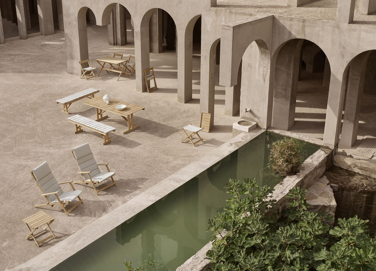 Carl Hansen & Søn And Son BM1771 Outdoor Tisch aus Teakholz in Braun mit klappbarer Tischplatte - Bild 1