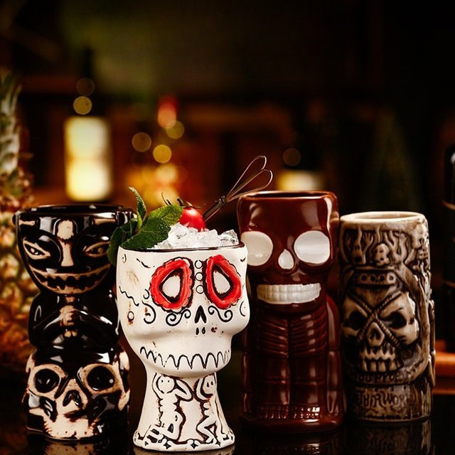 Hawaiianische Tiki Cup Totenkopf Keramiktasse für deine Home Bar und Cocktail-Abende - Bild 1