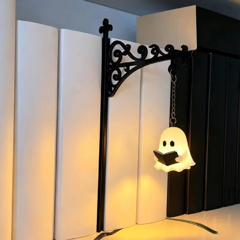 Retro Wandlaterne aus schwarzem Metall mit LED-Nachtlicht im gotischen Vintage-Stil - Bild 2