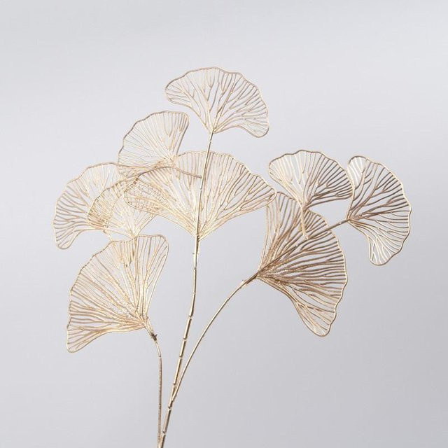 Dekoratives Ginkgo Blatt in Gold aus Kunststoff für deine Festival- und Wohnraumdekoration - Bild 1