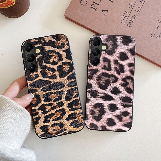 Samsung Galaxy Smartphone Schutzhülle aus Kunstleder im Leopard Print, Farben: Pink und Multicolour, passend für Galaxy S26, S25, S22+, S23 Ultra und S23 FE - Bild 1