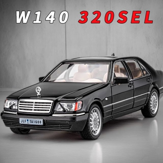 caipo S320 Oldtimer Modell, 1:24, Metall, mit Licht und Sound - Bild 1