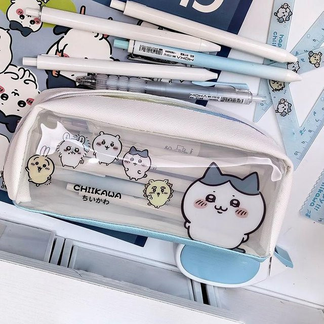 Chiikawa Schreibwarenbox Kawaii Anime Motiv mit großem Fassungsvermögen, buntes Stoff-Etui für Schüler - Bild 1