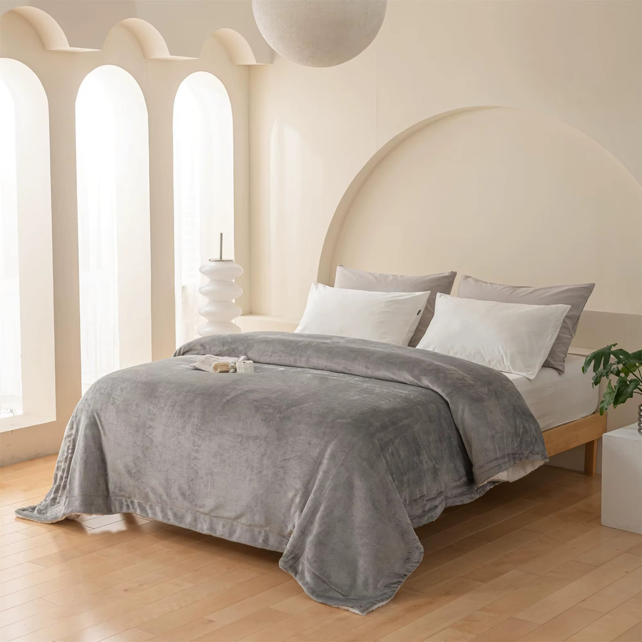 Good Nite Wendbare Sherpa-Fleecedecke aus Polyester, Flauschig & Warm, Grau, B/T: 150 x 130 cm - Bild 2