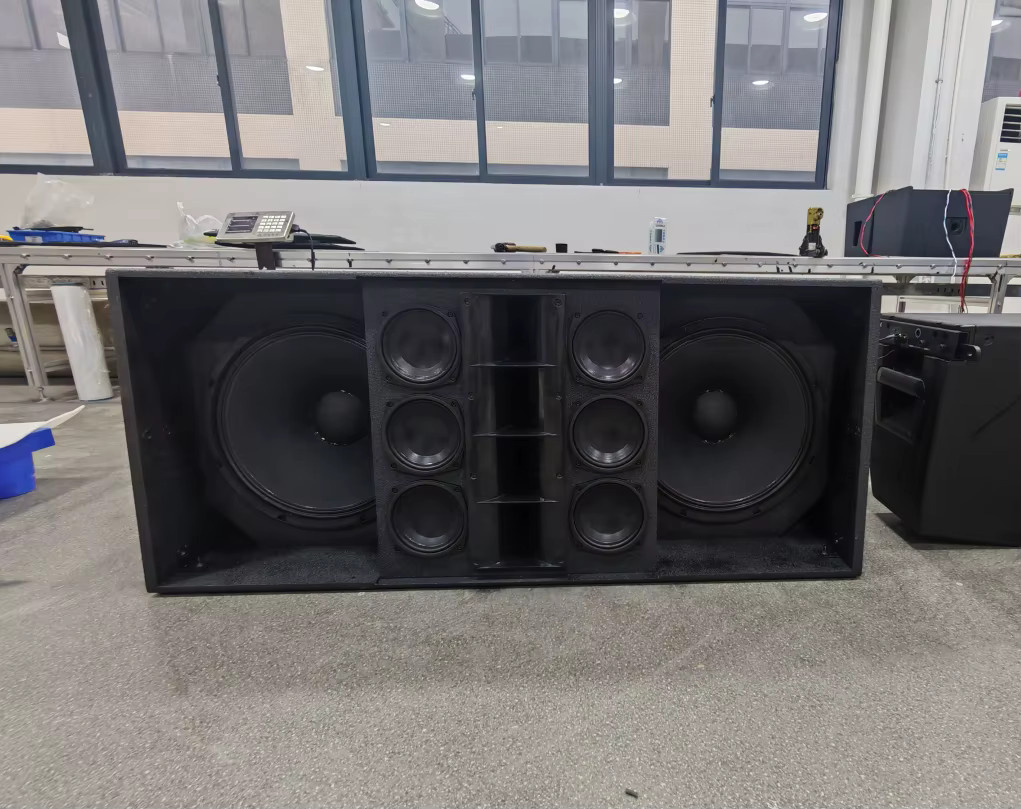 XMSJ Passiver 3-Wege Line-Array-Lautsprecher in Schwarz mit doppeltem 15-Zoll-Soundsystem - Bild 2