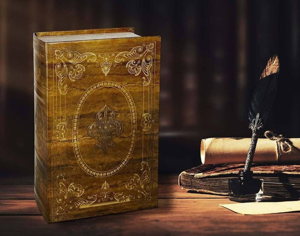Hohles Buch mit Geheimfach Lilie in Gold und Braun im Vintage-Stil, 27 cm Höhe - Bild 1