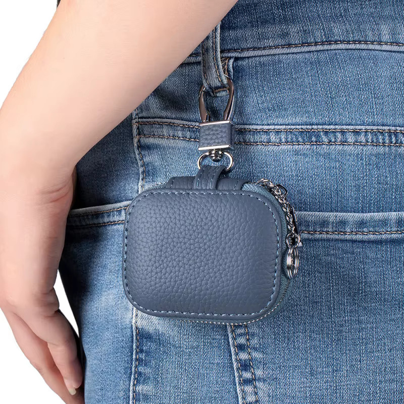 Schlüsseltasche aus echtem Leder in Schwarz mit Taillen-Aufhängung und Schutzhülle für Apple Bluetooth-Kopfhörer - Bild 3