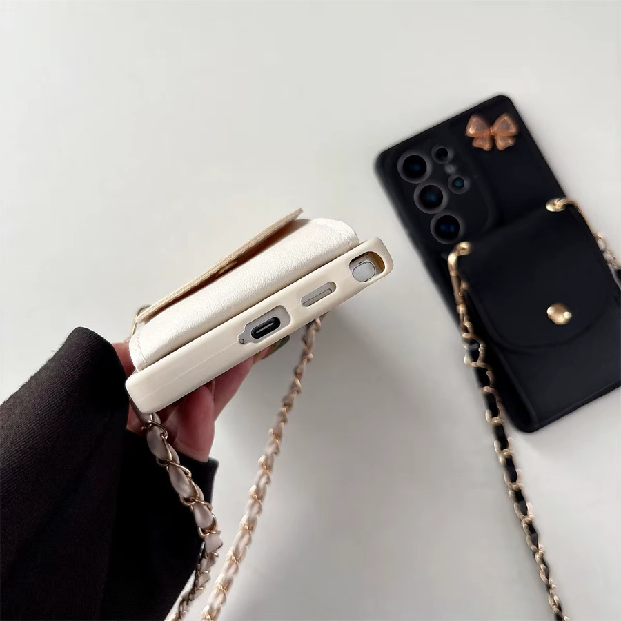 Samsung Crossbody Handyhülle mit Kartensteckplatz in Schwarz für verschiedene Galaxy Modelle - Bild 4