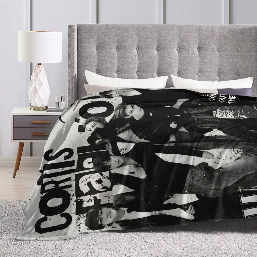 CORTIS Kpop Plüschdecke in Schwarz aus weichem Flanell-Polyester für Bett, Sofa und Couch - Bild 3