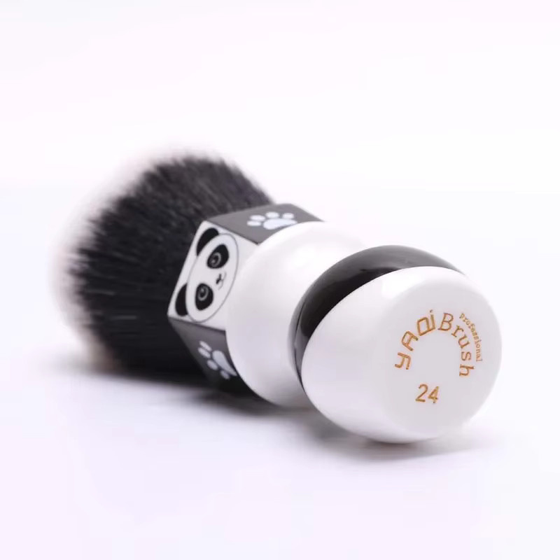 YAQI Herren-Rasierpinsel Panda Tuxedo Knot, Dachsborstenhaar, 24mm - Bild 2