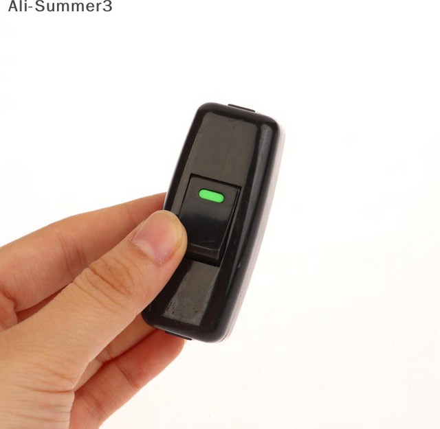Klassischer Inline On/Off Schalter in Schwarz für Tischlampen und elektrische Zubehör mit Kabel - Bild 1
