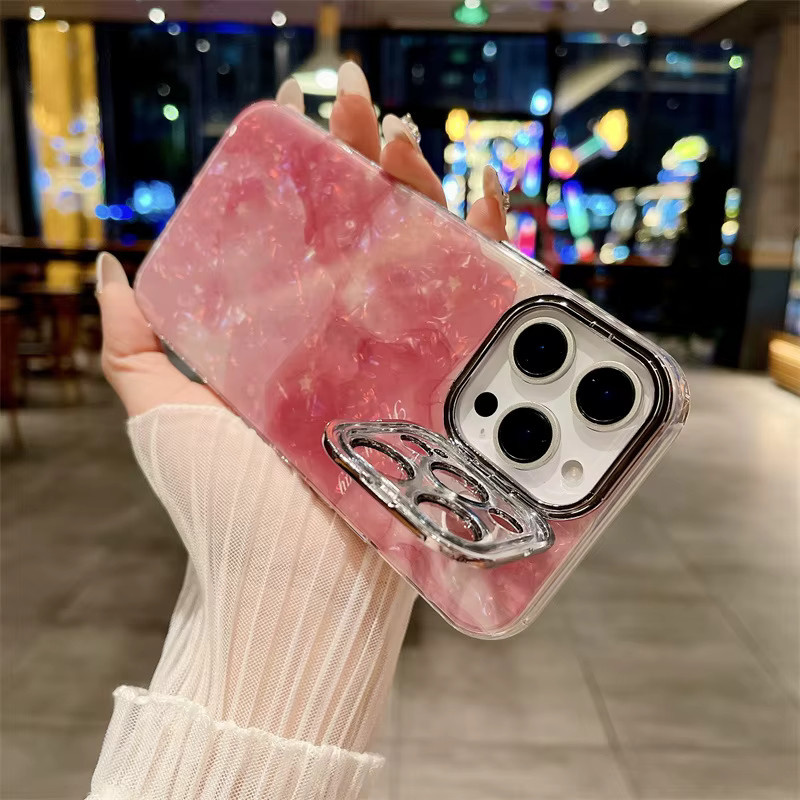 MUQGEW Handyhülle mit Glitzer-Linsenhalterung und Handgelenkkette im Farbverlauf-Muschelmuster für iPhone 16, 15, 14, 13 Pro Max, Schwarz, stoßfeste Schutzhülle - Bild 4