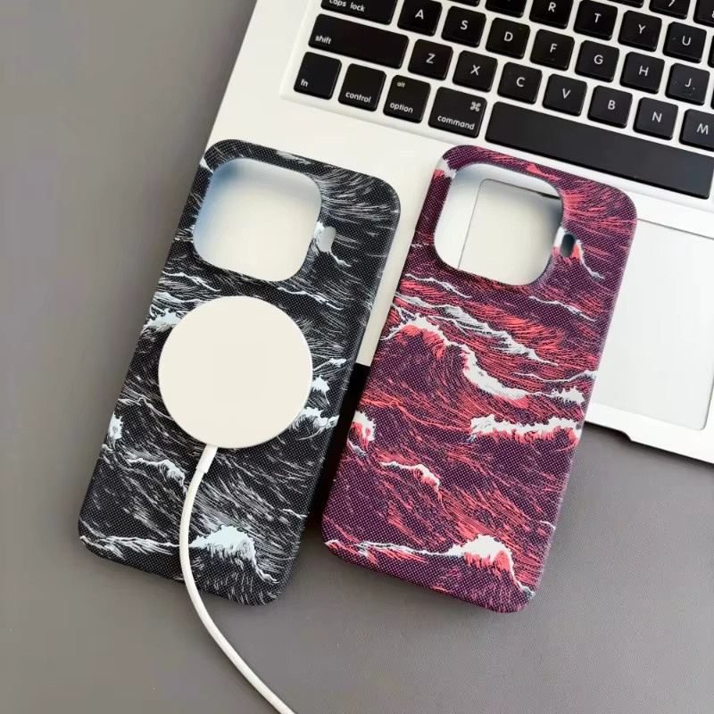 Magnetische Carbonfaser-Kevlar Hülle mit Wellentextur für Xiaomi 15T und 15T Pro in Grau, Rahmenloses PC-Cover mit MagSafe kompatiblem kabellosem Laden - Bild 1