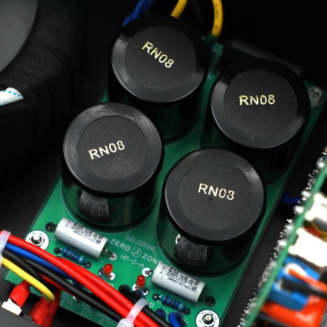 QUAD 405 HiFi-Stereo-Leistungsverstärker in Schwarz mit 75 W + 75 W und SPK-Schutz - Bild 1
