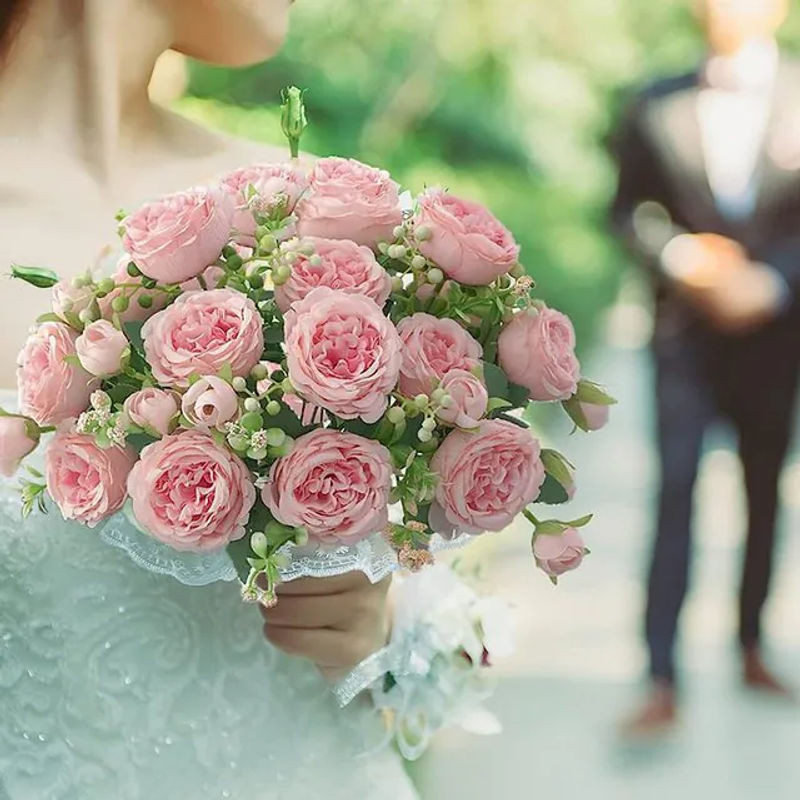 Künstliche Rosenblume und Pfingstrose als Textil-Bouquet in Pink, Lila und Rosa für Hochzeiten und Dekorationen - Bild 1