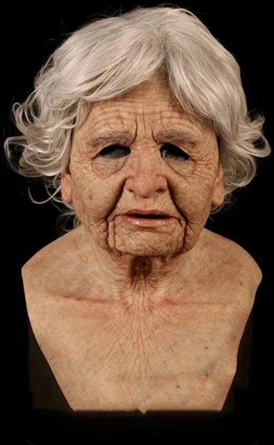 StrideWear Realistische Latex-Altenmann-Gesichtsmaske, Old Woman - Bild 1