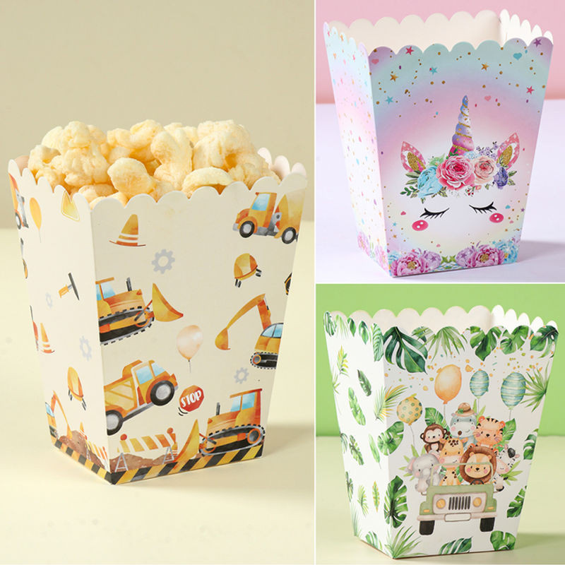 Mehrfarbige Popcorn Box aus Papier mit Dschungel und Schmetterling Design für deine Geburtstagsfeier oder Baby Shower - Bild 1
