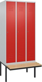 C+P Spind Classic PLUS Garderobenschrank mit Sitzbank, 3 Abteile, B/T/H: 212,0 x 90,0 x 81,5 cm, Zylinderschloss, 4 Garderobenhaken, mittige Trennwand, auskragende Sitzbank, Buche-Hartholz und Stahl - Bild 1