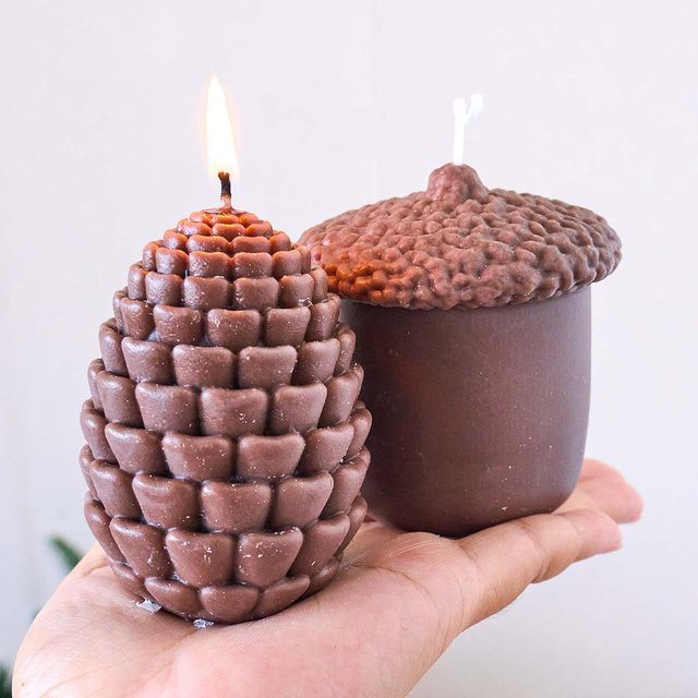 UDOCOOL Silikonform für 3D Tannenzapfen Kerzen und DIY Weihnachtsornamente in Braun - Bild 1