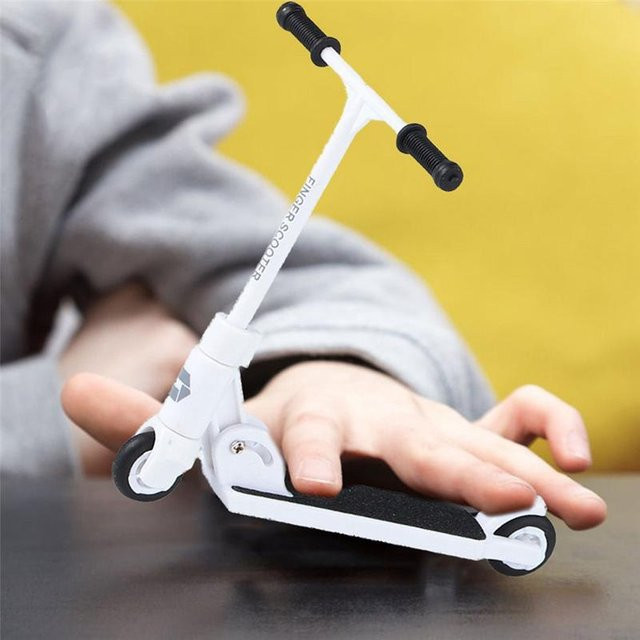Binchi Outdoor Product Fingerroller Skateboard Spielzeugauto, weiß - Bild 1